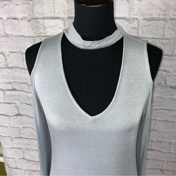 Andree by unit cold shoulder top sz medium - Picture 2 of 9